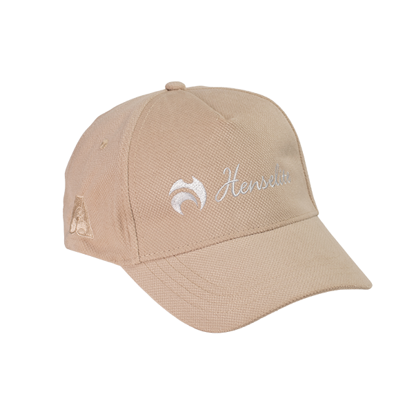 Henselite_hat_almond_white_logo