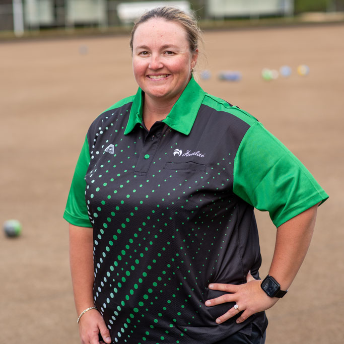 Henselite_Velocity_Women’s_Polo_Black_Green_White_1