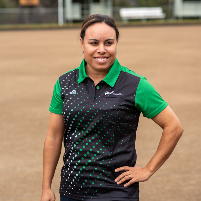 Henselite_Velocity_Women’s_Polo_Black_Green_White_5
