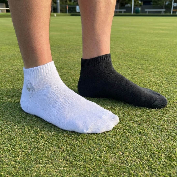 Henselite Performance Anklet Sock Black & White Person Henselite Performance Anklet Sock Black & White Person